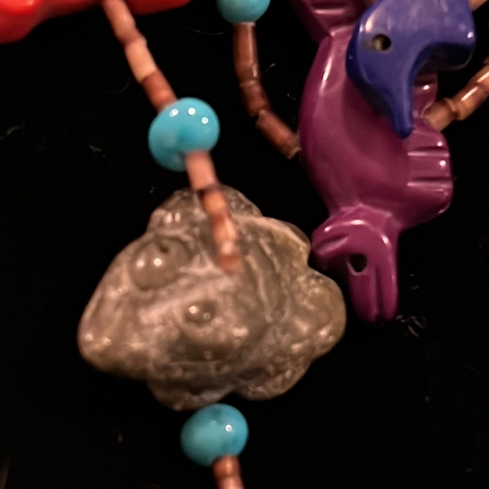 Vintage Native American Southwest multi strand carved gemstone necklace 32” - Picture 8 of 13
